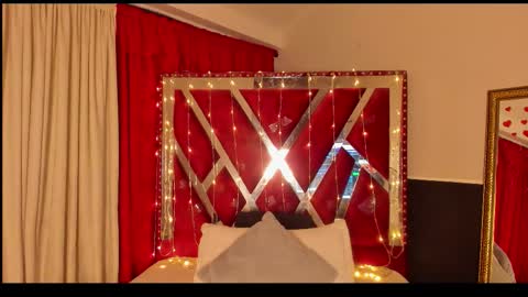 Snapshot of micaelahott_ chatting on 02/24/26, 02:42 micaelahott_ online show from 02/24/26, 02:42