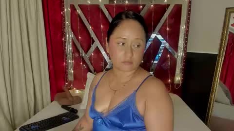 Snapshot of micaelahott_ chatting on 03/05/26, 02:51 micaelahott_ online show from 03/05/26, 02:51