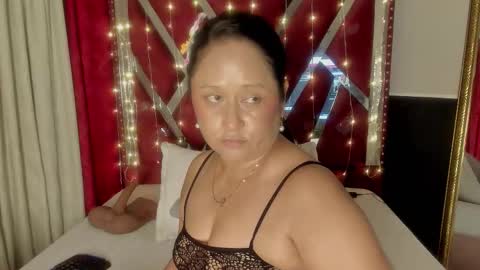 Snapshot of micaelahott_ chatting on 03/23/26, 03:10 micaelahott_ online show from 03/23/26, 03:10