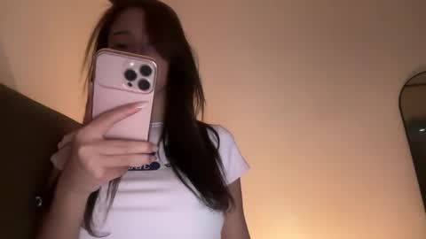 Snapshot of micaganda1 chatting on 03/29/26, 11:16 urbaby mica online show from 03/29/26, 11:16