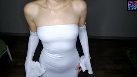 Snapshot of micasulejmanovski chatting on 11/24/25, 05:56 Luna online show from 11/24/25, 05:56