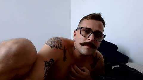 Snapshot of mich6921 chatting on 07/12/26, 02:41 MILO MIAMI online show from 07/12/26, 02:41