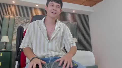 Michael online show from 09/16/25, 06:42