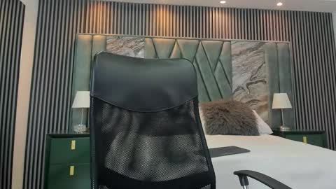 Michael online show from 09/24/25, 01:47