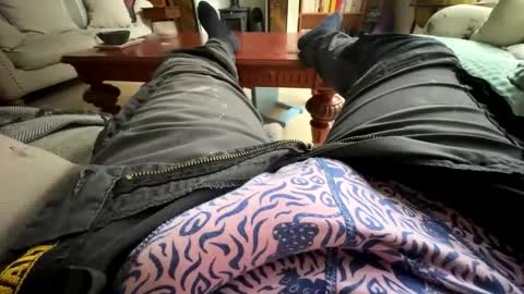 James online show from 10/09/25, 08:56