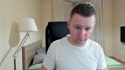 Snapshot of michael_birkin chatting on 12/15/24, 04:18 Michael Birkin online show from 12/15/24, 04:18