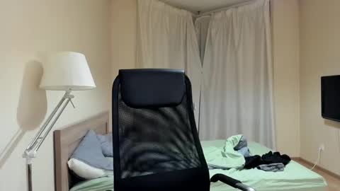 Snapshot of michael_birkin chatting on 12/29/24, 03:33 Michael Birkin online show from 12/29/24, 03:33