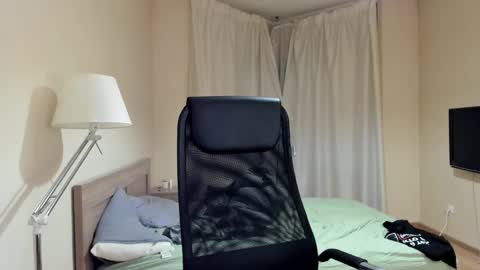 Snapshot of michael_birkin chatting on 12/31/24, 03:45 Michael Birkin online show from 12/31/24, 03:45