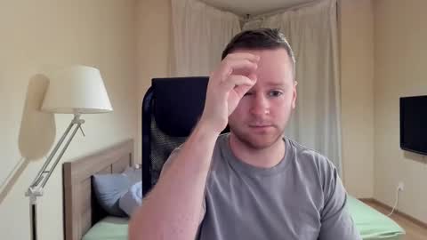 Snapshot of michael_birkin chatting on 01/12/25, 04:10 Michael Birkin online show from 01/12/25, 04:10