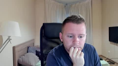 Snapshot of michael_birkin chatting on 09/14/25, 04:06 Michael Birkin online show from 09/14/25, 04:06