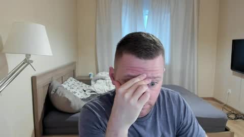 Snapshot of michael_birkin chatting on 04/04/26, 04:00 Michael Birkin online show from 04/04/26, 04:00