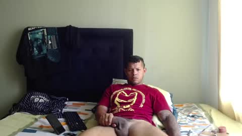 Snapshot of michael_daviss1 chatting on 04/17/26, 04:21 Michael Daviss online show from 04/17/26, 04:21