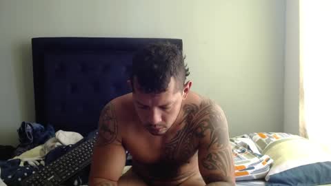 Snapshot of michael_daviss1 chatting on 04/22/26, 01:34 Michael Daviss online show from 04/22/26, 01:34