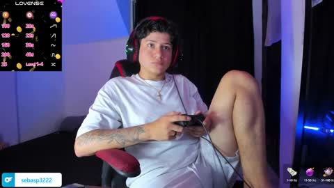 Snapshot of michael_kendall0 chatting on 12/28/24, 12:04 michael independent model online show from 12/28/24, 12:04