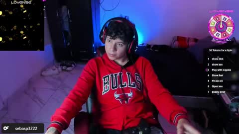 Snapshot of michael_kendall0 chatting on 01/28/25, 12:36 michael independent model online show from 01/28/25, 12:36