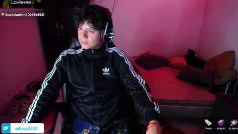 Snapshot of michael_kendall0 chatting on 03/08/25, 01:50 michael independent model online show from 03/08/25, 01:50