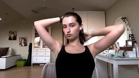 Emily online show from 10/07/25, 02:25