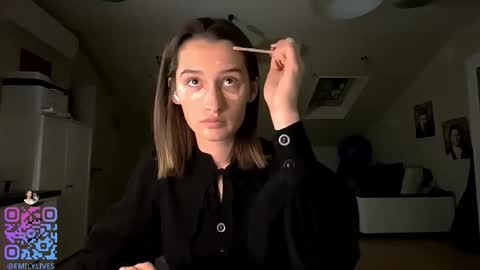 Emily online show from 10/31/25, 03:57