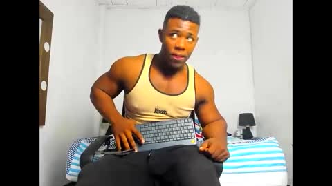 Snapshot of michael_smitht chatting on 11/05/25, 02:00 Michael online show from 11/05/25, 02:00