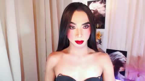 michaelagoddess online show from 12/18/25, 04:57