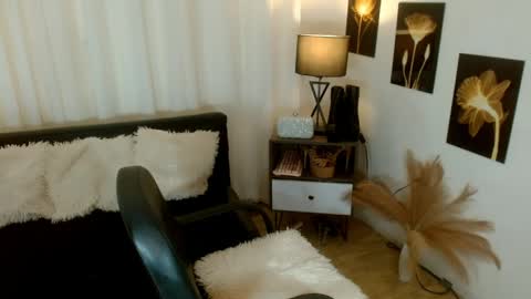 Snapshot of michaelagoddess chatting on 04/08/26, 08:47 michaelagoddess online show from 04/08/26, 08:47