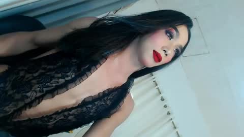 Snapshot of michaelagoddess chatting on 05/08/26, 12:05 michaelagoddess online show from 05/08/26, 12:05