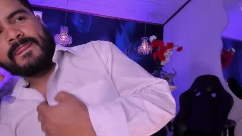 Michael online show from 10/22/25, 01:44