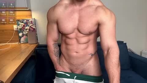 Snapshot of michaelbradley_for_u chatting on 02/22/25, 07:01 michaelbradley_for_u online show from 02/22/25, 07:01