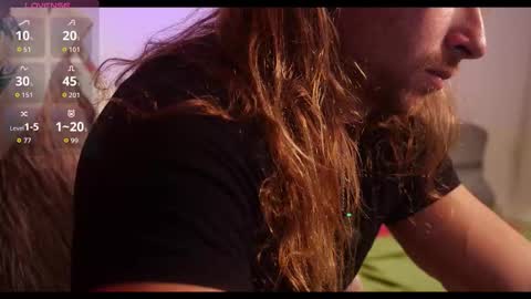 Snapshot of michaelbradley_for_u chatting on 10/26/25, 03:29 michaelbradley_for_u online show from 10/26/25, 03:29