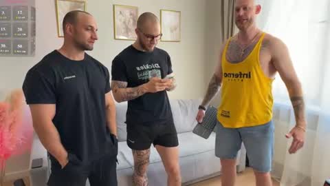 michaelbradley_for_u online show from 07/18/26, 10:41