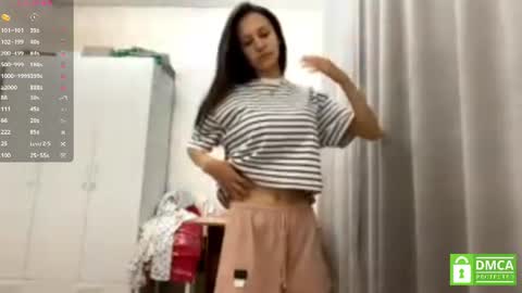 Snapshot of michaeleanidi chatting on 07/28/26, 06:20 Milana online show from 07/28/26, 06:20