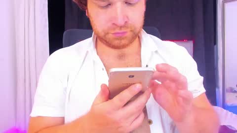 Snapshot of michaelhawtin chatting on 01/16/25, 01:48 Michael  Contenido explcito online show from 01/16/25, 01:48