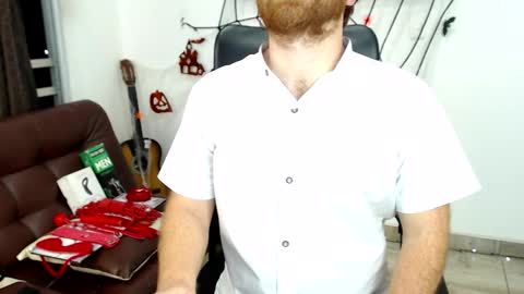Snapshot of michaelhawtin chatting on 10/14/25, 01:50 Michael  Contenido explcito online show from 10/14/25, 01:50