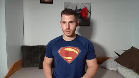 Snapshot of michaelos11 chatting on 03/14/26, 01:16 michaelos11 online show from 03/14/26, 01:16