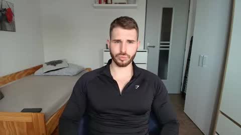 Snapshot of michaelos11 chatting on 04/04/26, 09:07 michaelos11 online show from 04/04/26, 09:07