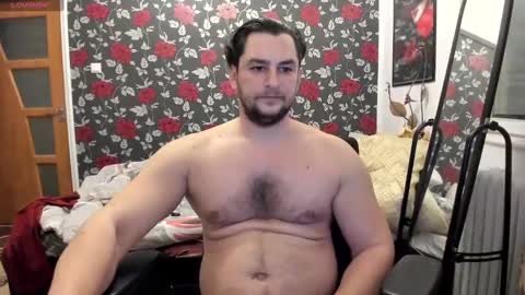 Snapshot of michaelragnar90 chatting on 01/14/25, 03:36 michaelragnar90 online show from 01/14/25, 03:36