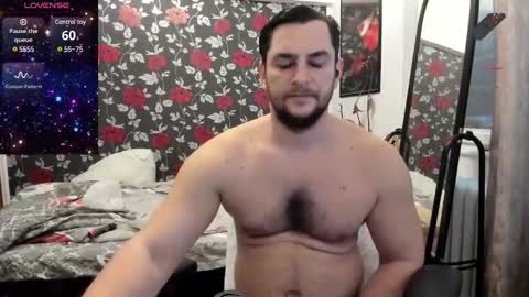 Snapshot of michaelragnar90 chatting on 01/18/25, 10:06 michaelragnar90 online show from 01/18/25, 10:06