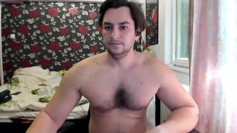 Snapshot of michaelragnar90 chatting on 02/10/25, 07:47 michaelragnar90 online show from 02/10/25, 07:47