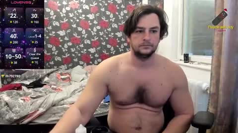 Snapshot of michaelragnar90 chatting on 02/23/25, 12:59 michaelragnar90 online show from 02/23/25, 12:59