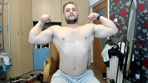 Snapshot of michaelragnar90 chatting on 06/27/26, 07:46 michaelragnar90 online show from 06/27/26, 07:46