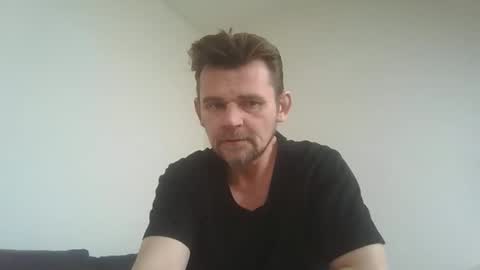 Snapshot of michaelselmer chatting on 04/22/26, 10:28 Michael. online show from 04/22/26, 10:28