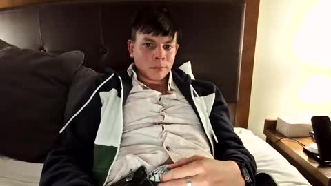 michaeltwinkboy online show from 05/19/26, 04:19