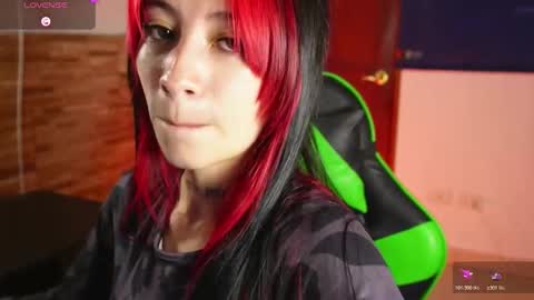 Snapshot of michaelwalkerr chatting on 03/27/26, 02:39 Michael Walkerr online show from 03/27/26, 02:39