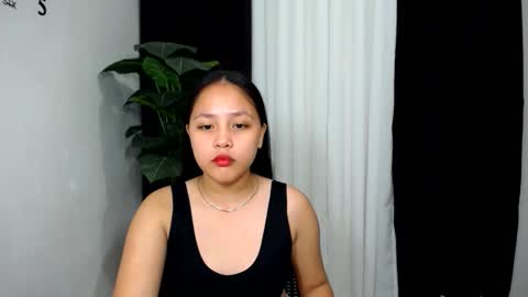 michafoxcum online show from 12/11/24, 08:15