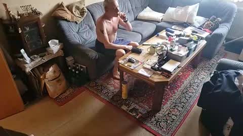 michaskinny online show from 04/01/26, 08:04