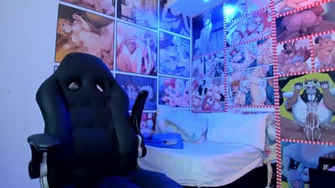 michel_lopez18 online show from 02/06/25, 11:10