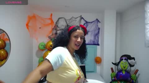 michel_rous_la_mas_caliente online show from 10/26/25, 02:34