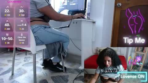 Snapshot of michel_rous_la_mas_caliente chatting on 04/26/26, 05:43 michel_rous_la_mas_caliente online show from 04/26/26, 05:43