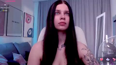 Snapshot of michela_fruet chatting on 06/26/26, 01:10 Kate online show from 06/26/26, 01:10
