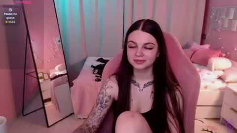 Snapshot of michela_fruet chatting on 07/18/26, 12:48 Kate online show from 07/18/26, 12:48
